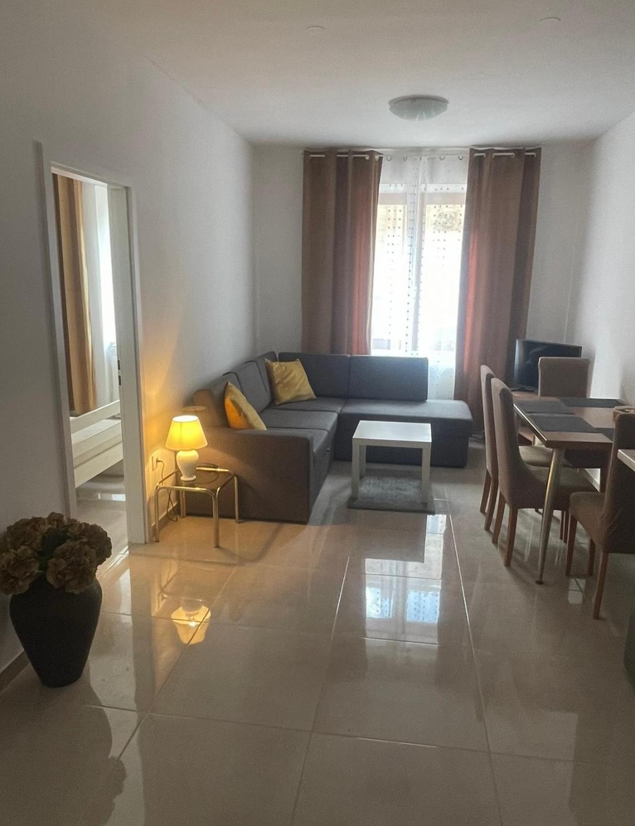 Apartman Vlaska Загреб Экстерьер фото